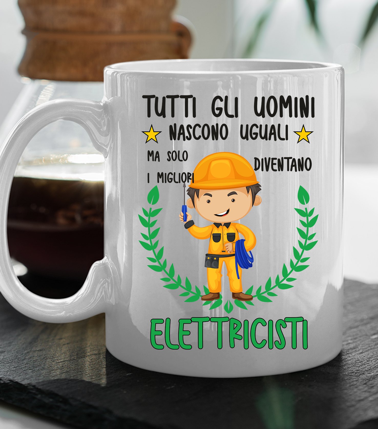 Tazza Pallanuoto Divertente 'Tutti Gli Uomini Nascono Uguali, Ma Solo I Migliori Giocano A Pallanuoto' - Mug In Ceramica 11oz - Regalo Originale