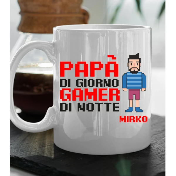 Tazza mug regalo papà PERSONALIZZABILE Festa del Papà Gamer Regalo Papà di giorno gamer di notte - immagine 2