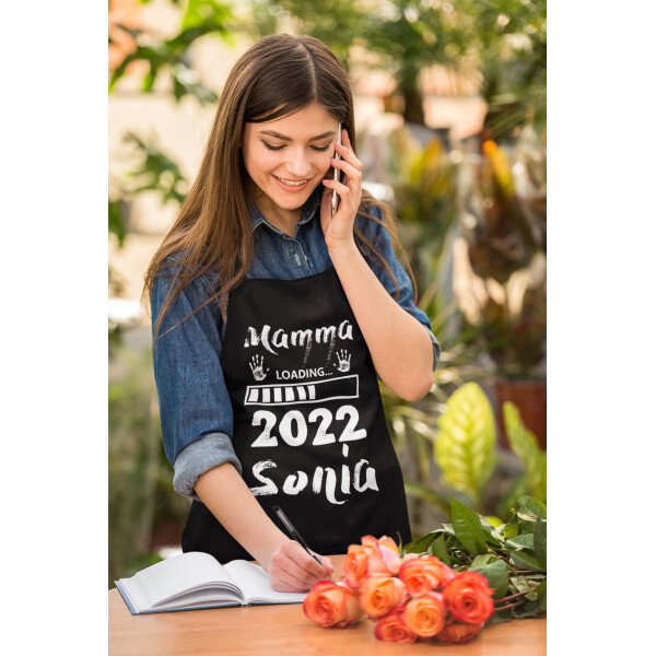 Grembiule da Cucina PERSONALIZZABILE Mamma divertenti Loading 2022 Idea Regalo Mamma - immagine 3