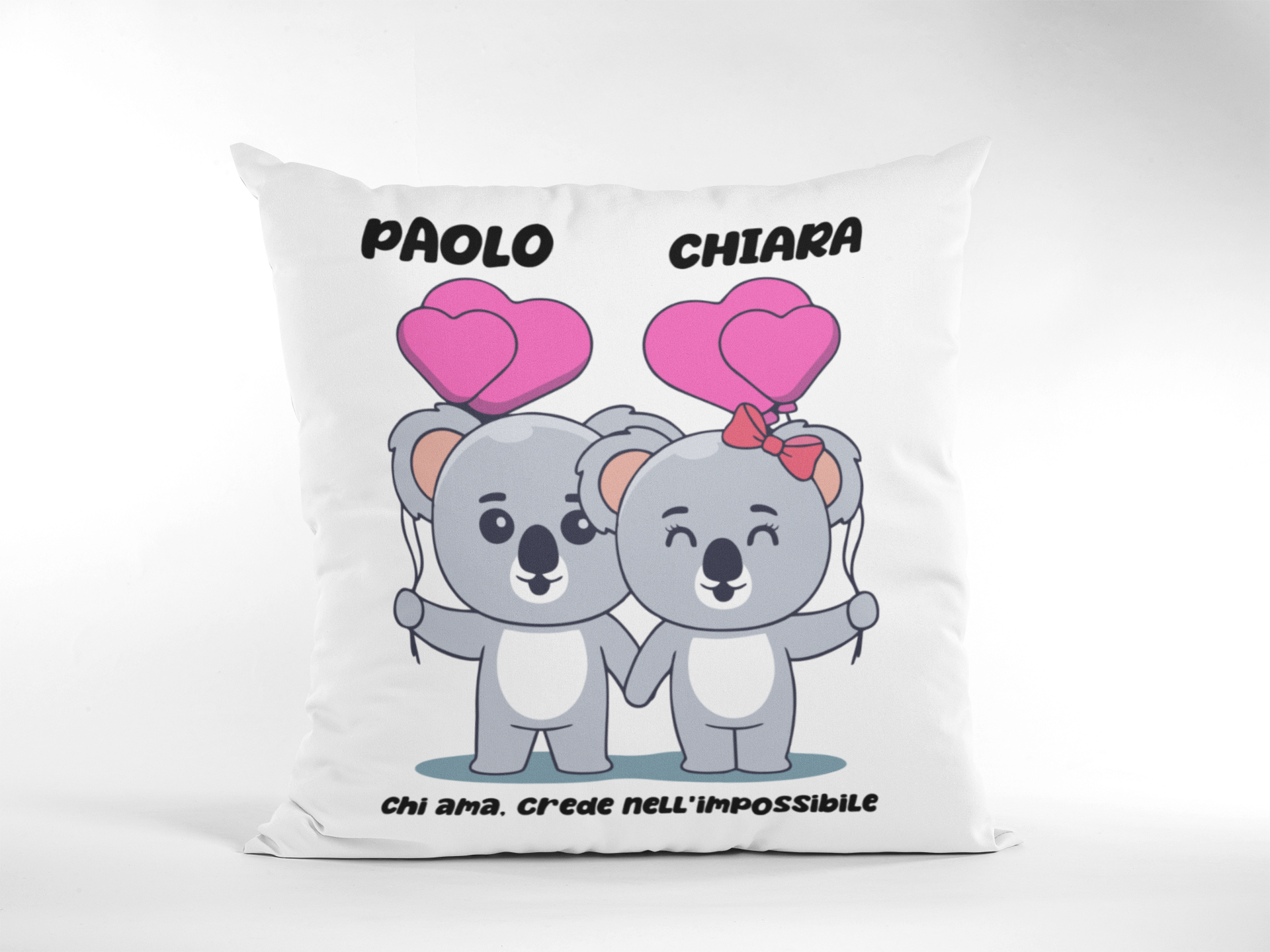 Cuscino SanValentino Personalizzabile Koala Chi ama crede nell'impossibile  personalizzabile con nome Love Innamorati 40x40 cmidea regalo - ColorFamily
