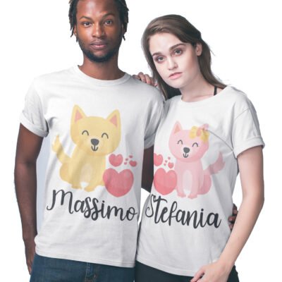 T-shirt coppia personalizzabile con nome coppia di cagnolini innamorati