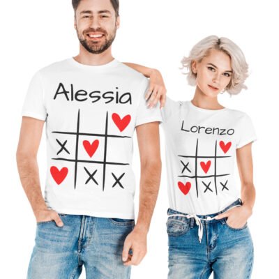 T-shirt coppia personalizzabile con nome e gioco del tris