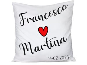 Cuscino SanValentino Innamorati PERSONALIZZABILE CON NOME E DATA - Love - Amore - Regalo in cotone 40x40 cm