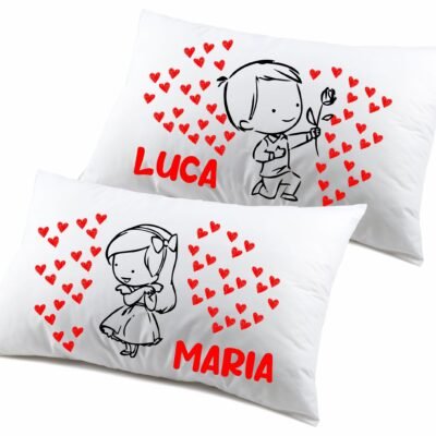 Coppia Federe PERSONALIZZABILI con nome SanValentino Matrimoniali Cartoon Couple Love Innamorati Idea regalo Lui Lei