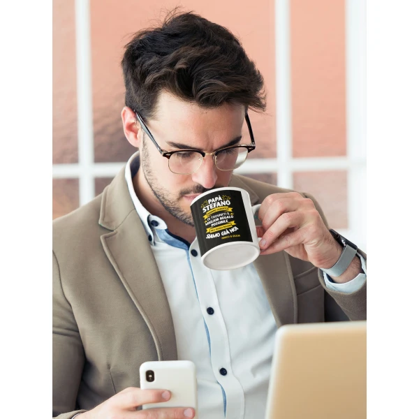 Tazza Papà Personalizzabile Festa del Papà Abbiamo trovato il miglior regalo possibile, ma il regalo migliore siamo già noi 11Oz - immagine 3