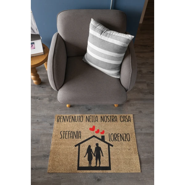 Tappeto Zerbino personalizzato con nome Famiglia Benvenuto nella nostra Casa Ingresso Casa 68x48 cm - immagine 2